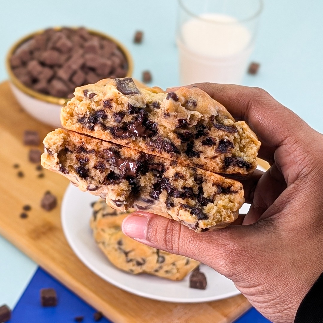 CHONK gourmet cookie close-up - best cookies in Colombo